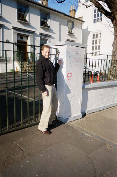 MichaelPalmerInFrontofAbbeyRoadStudiosWritingTheBeatlesAreTheGreatestBandInTheWorld